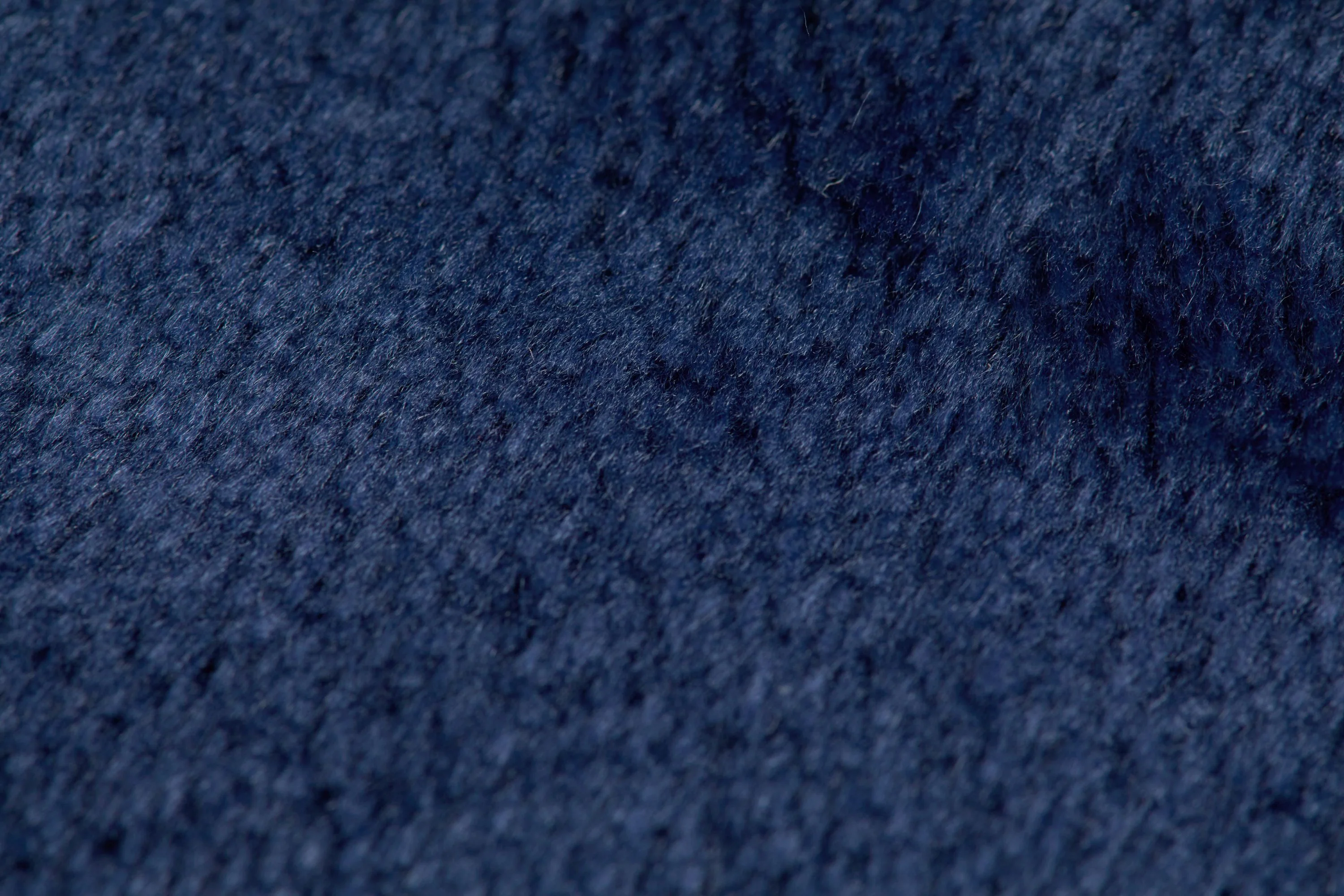 Snug Flannel Fleece Blanket Super Soft Throw in Navy - Image 4