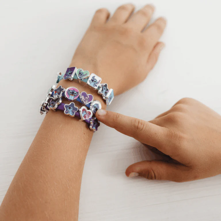 Stitch - 3 Charms & 18 Bracelets - Image 5