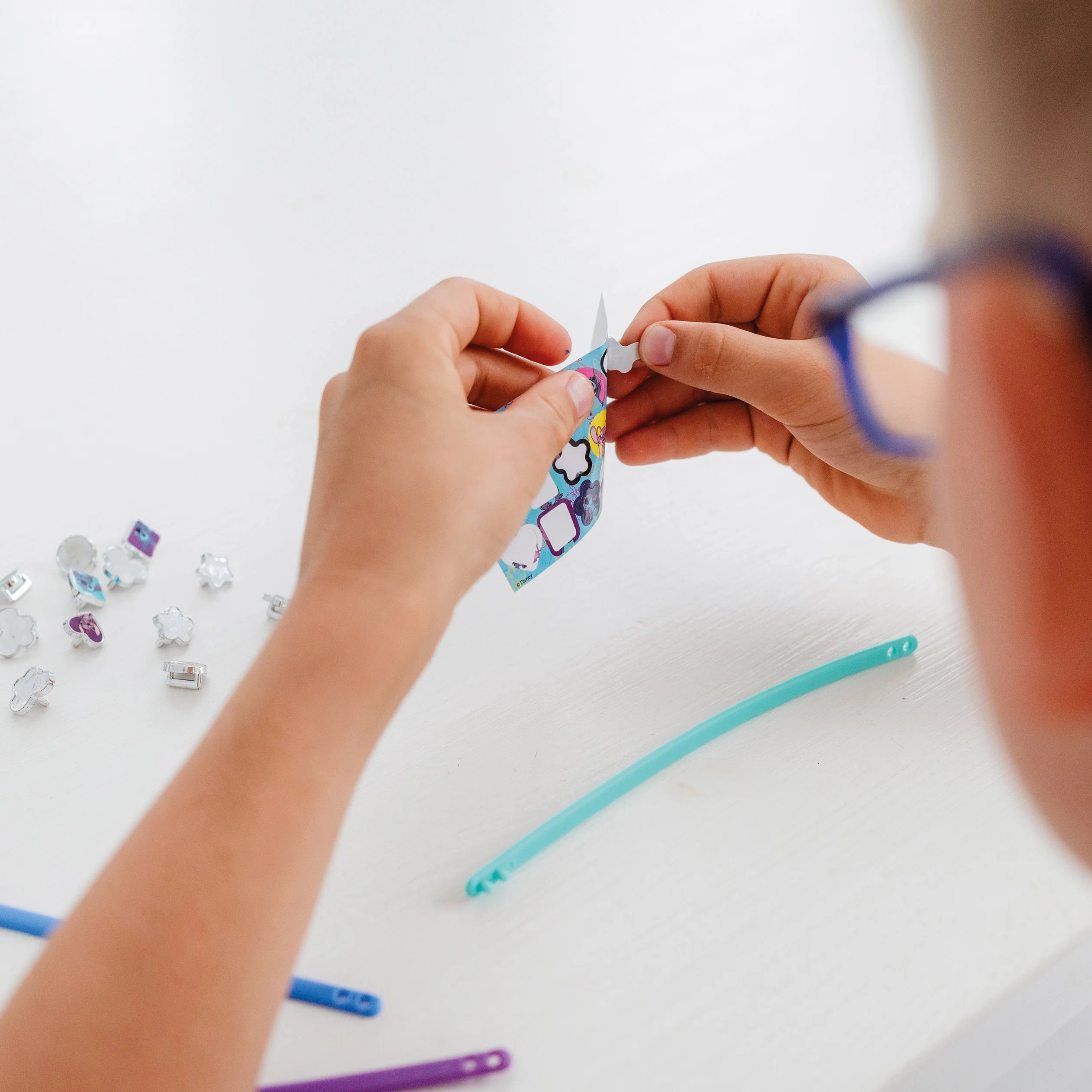 Stitch - 3 Charms & 18 Bracelets - Image 8