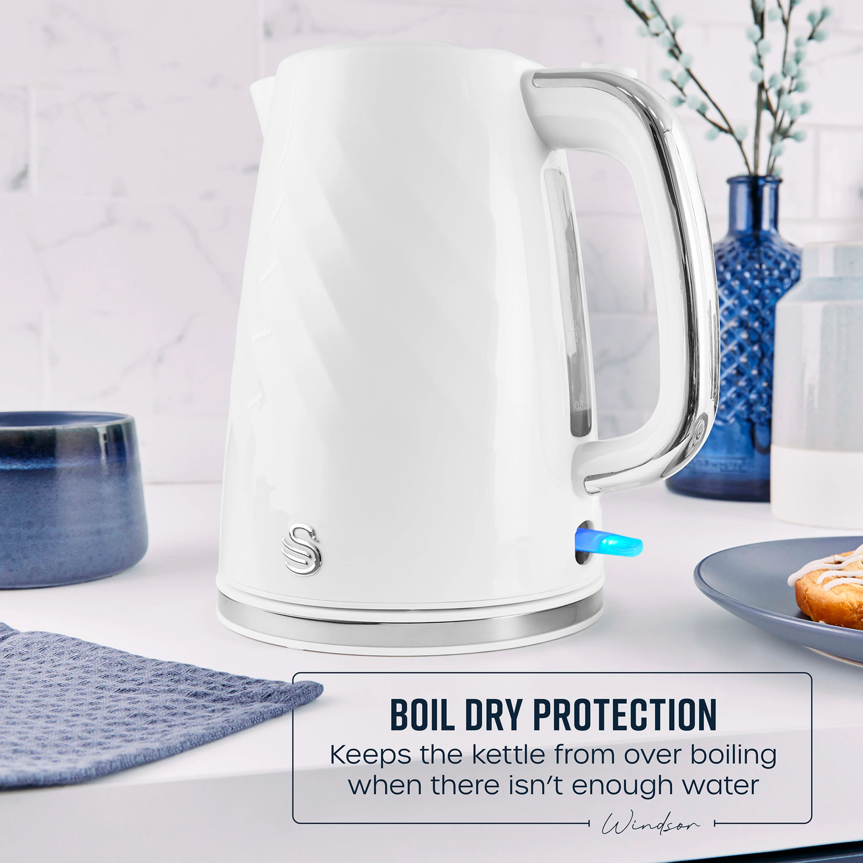 Swan Windsor 1.7L Textured Kettle - Image 16