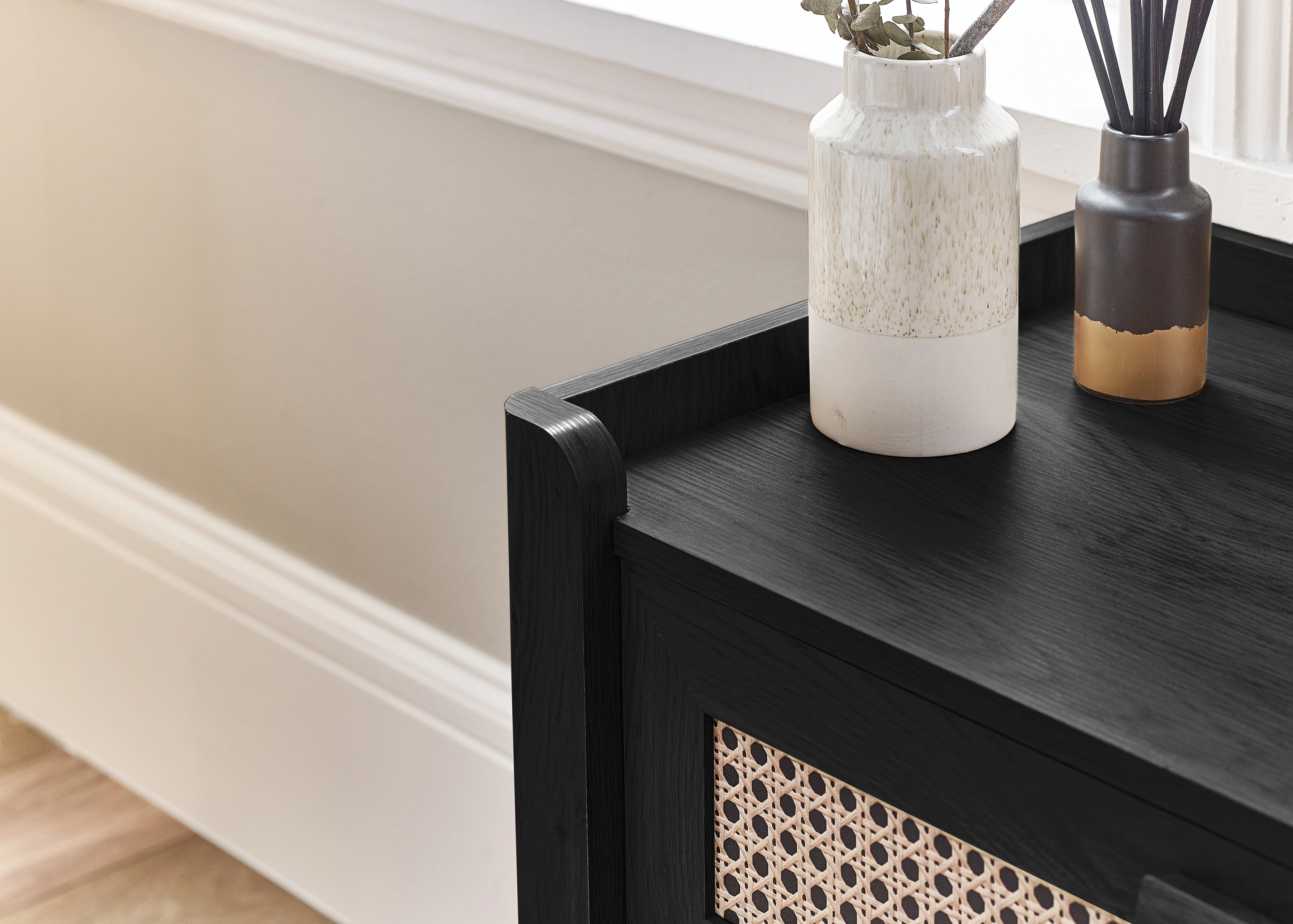 Sydney 5 Drawer Chest - Black Ash - Image 4