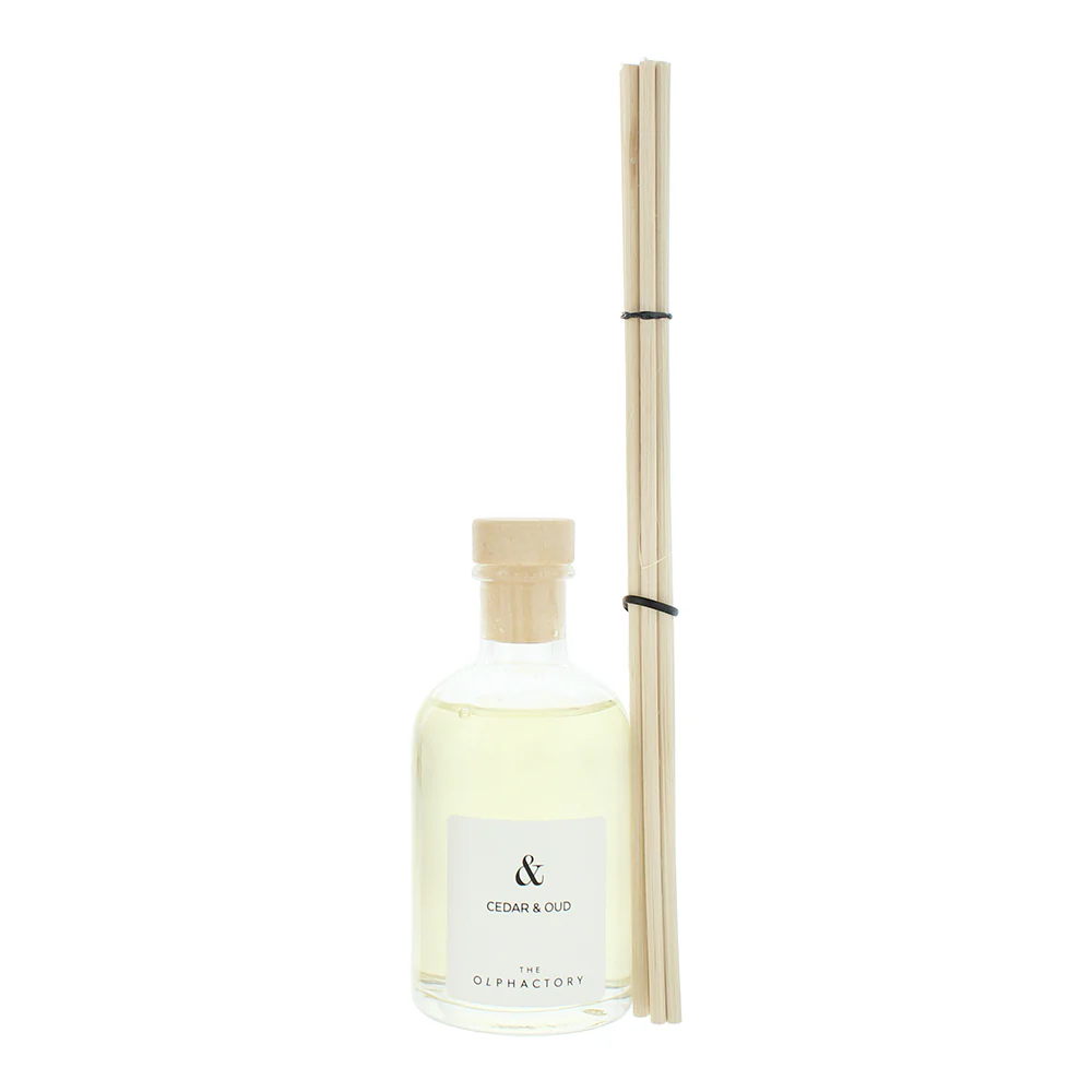 The Olphactory Cedar & Oud Reed Diffuser 100ml - Image 2