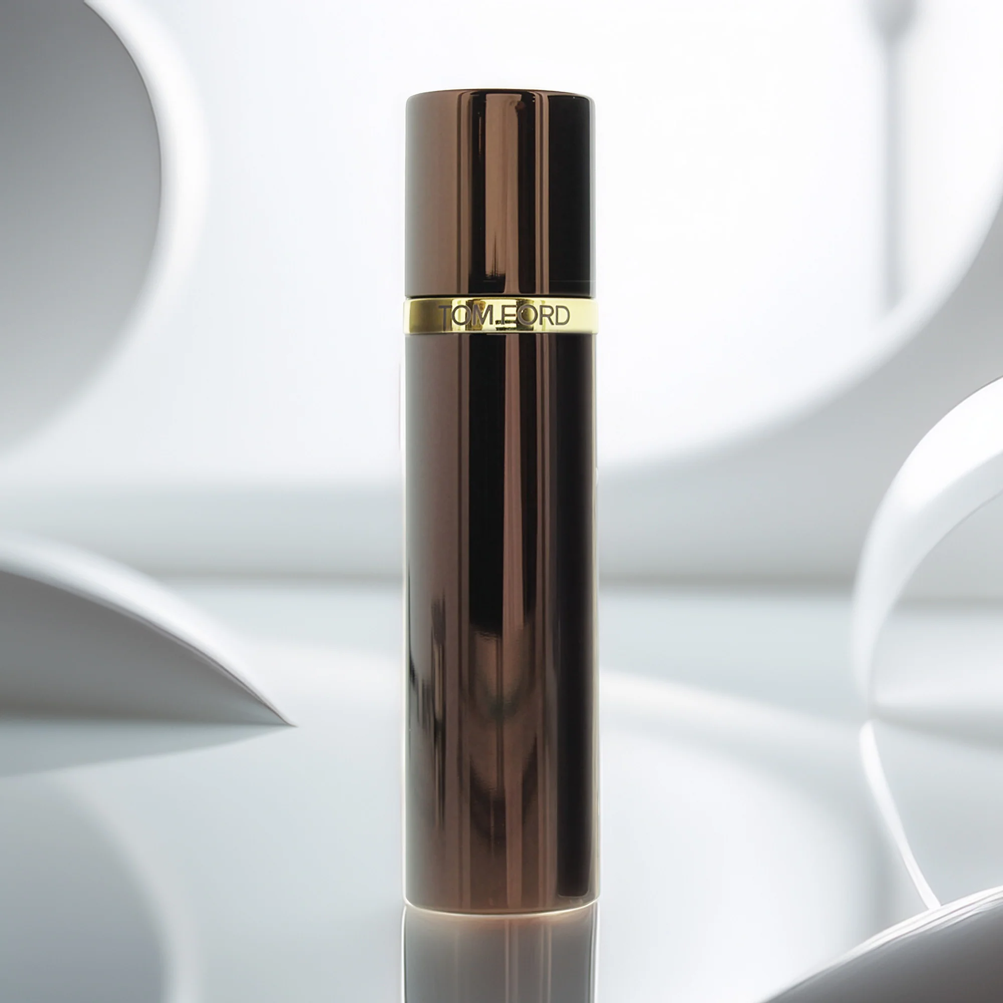 Tom Ford Ébène Fumé Refillable Eau de Parfum 10ml - Image 2