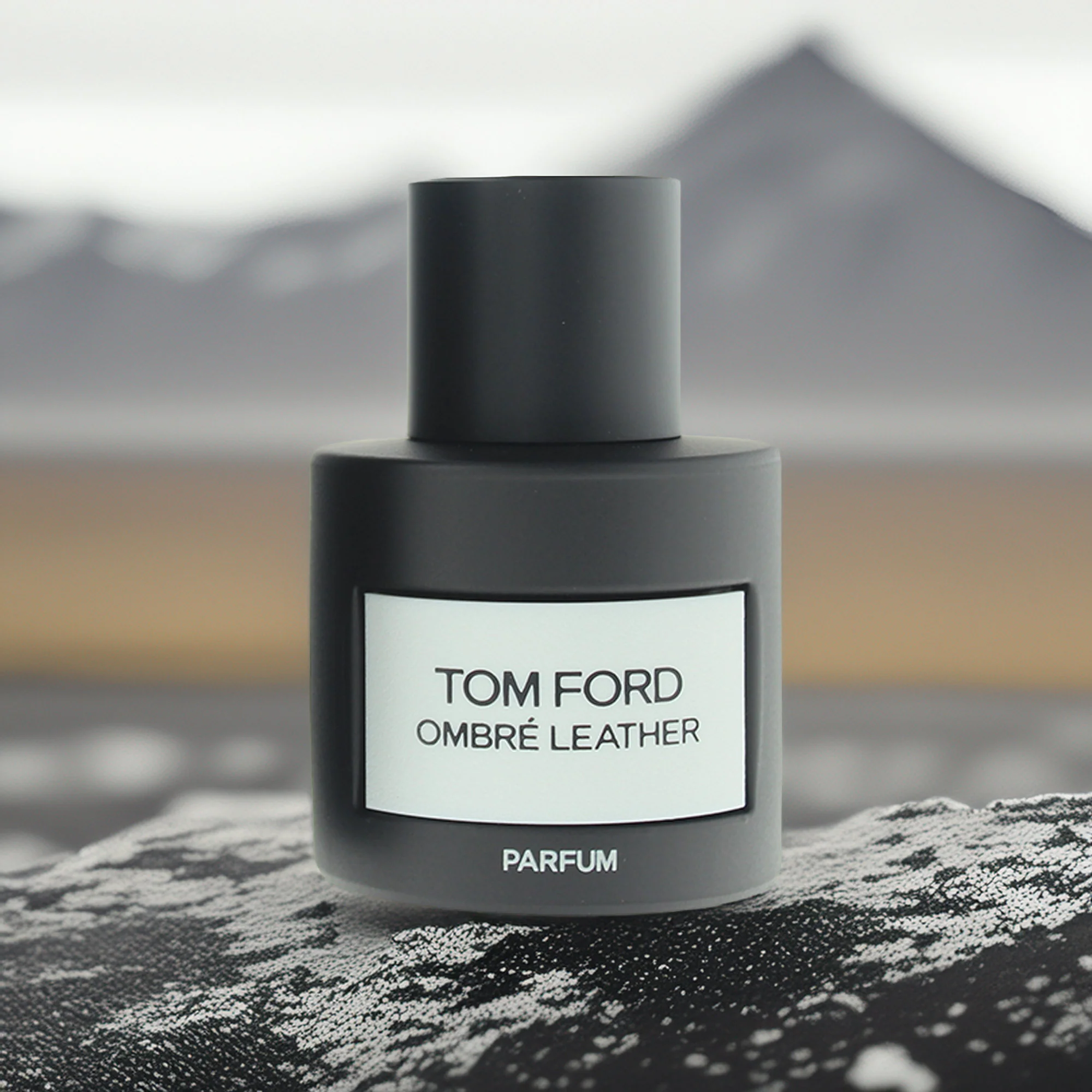 Tom Ford Ombre Leather Parfum 50ml - Image 2