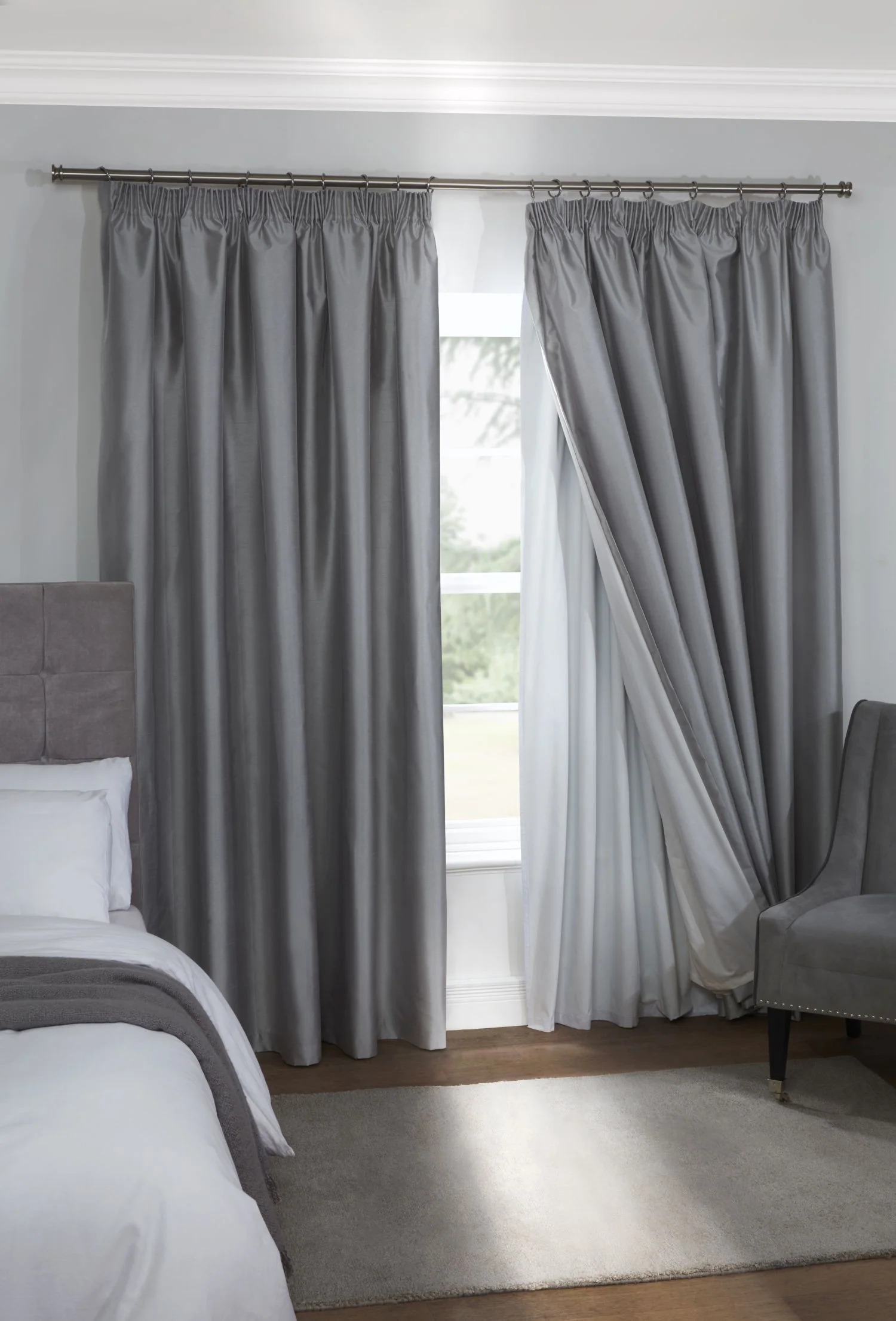 Total Blackout Pencil Pleat Curtain Linings - Image 2