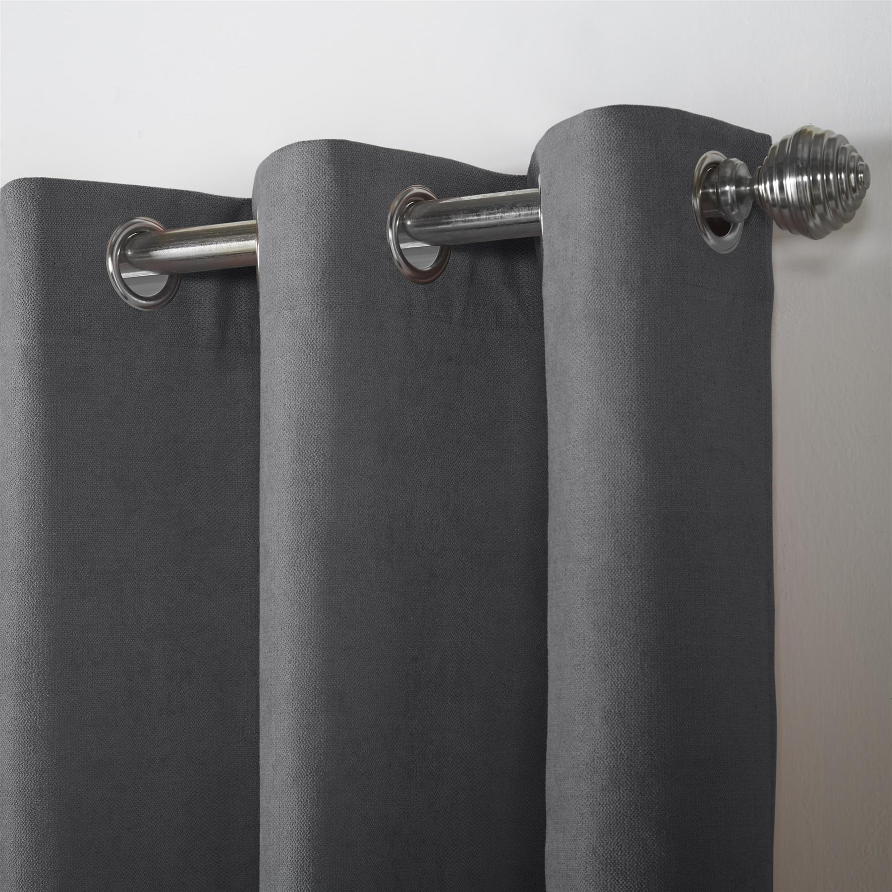 Velvet Chenille Unlined Ring Top Curtains - Image 3
