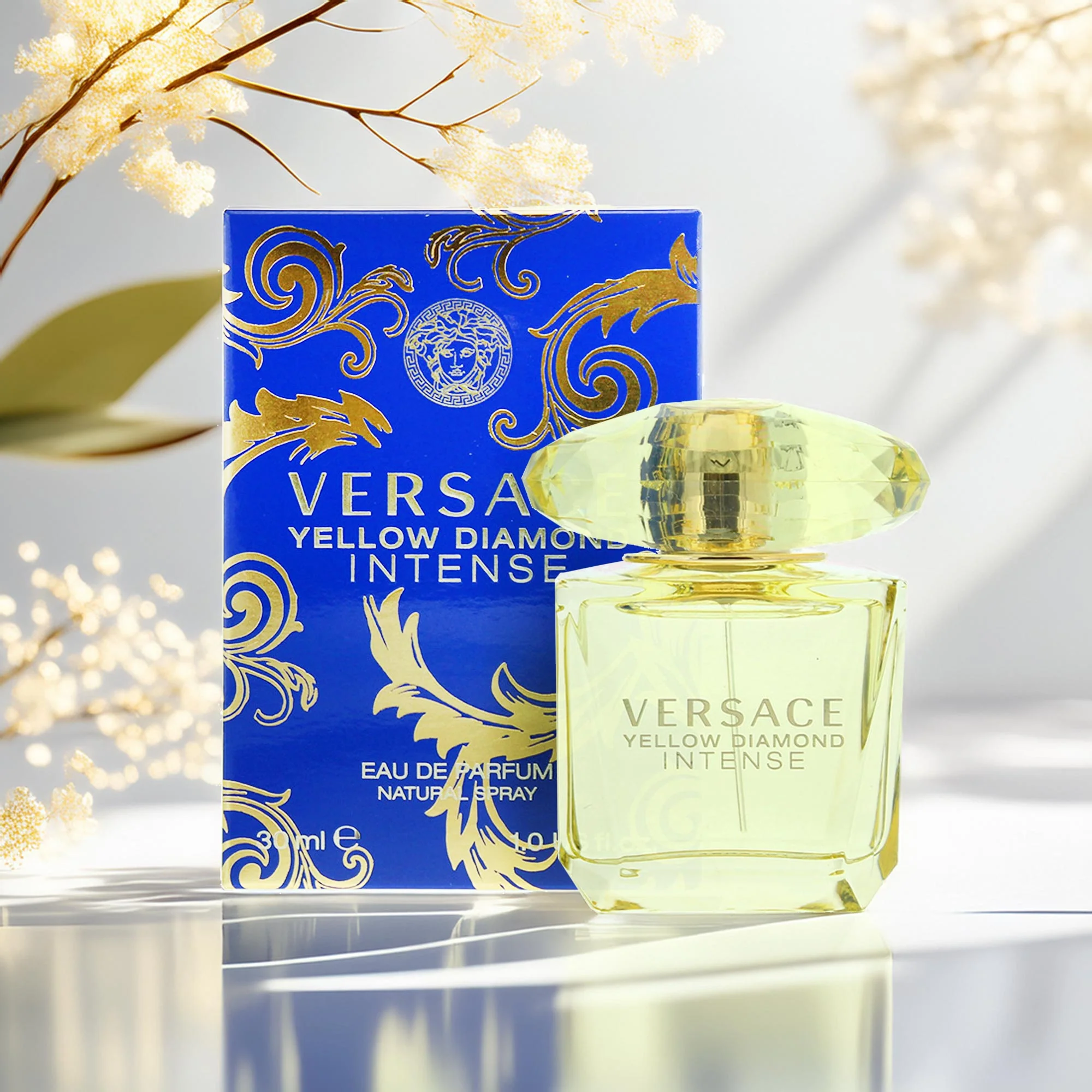 Versace Yellow Diamond Intense Eau de Parfum 30ml - Image 3