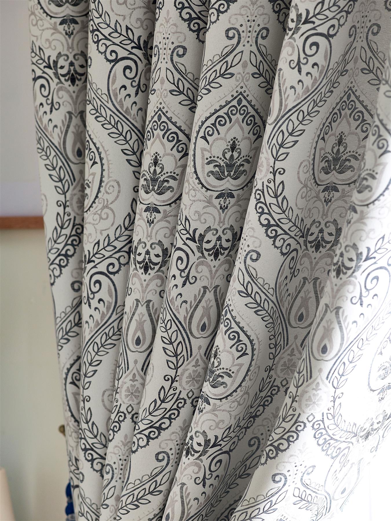 Victoria Room Darkening Ring Top Curtains - Image 2