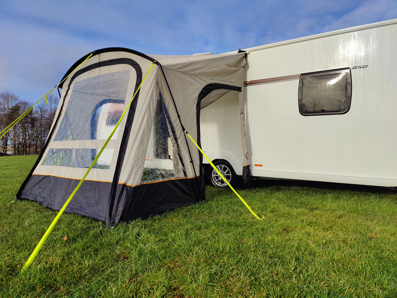 View Lite 260 Caravan Awning - Image 4