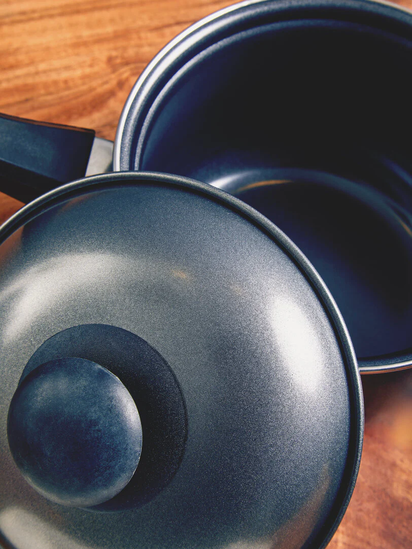 Viggo 3 Piece Silver Saucepan Set with Lids - Image 4