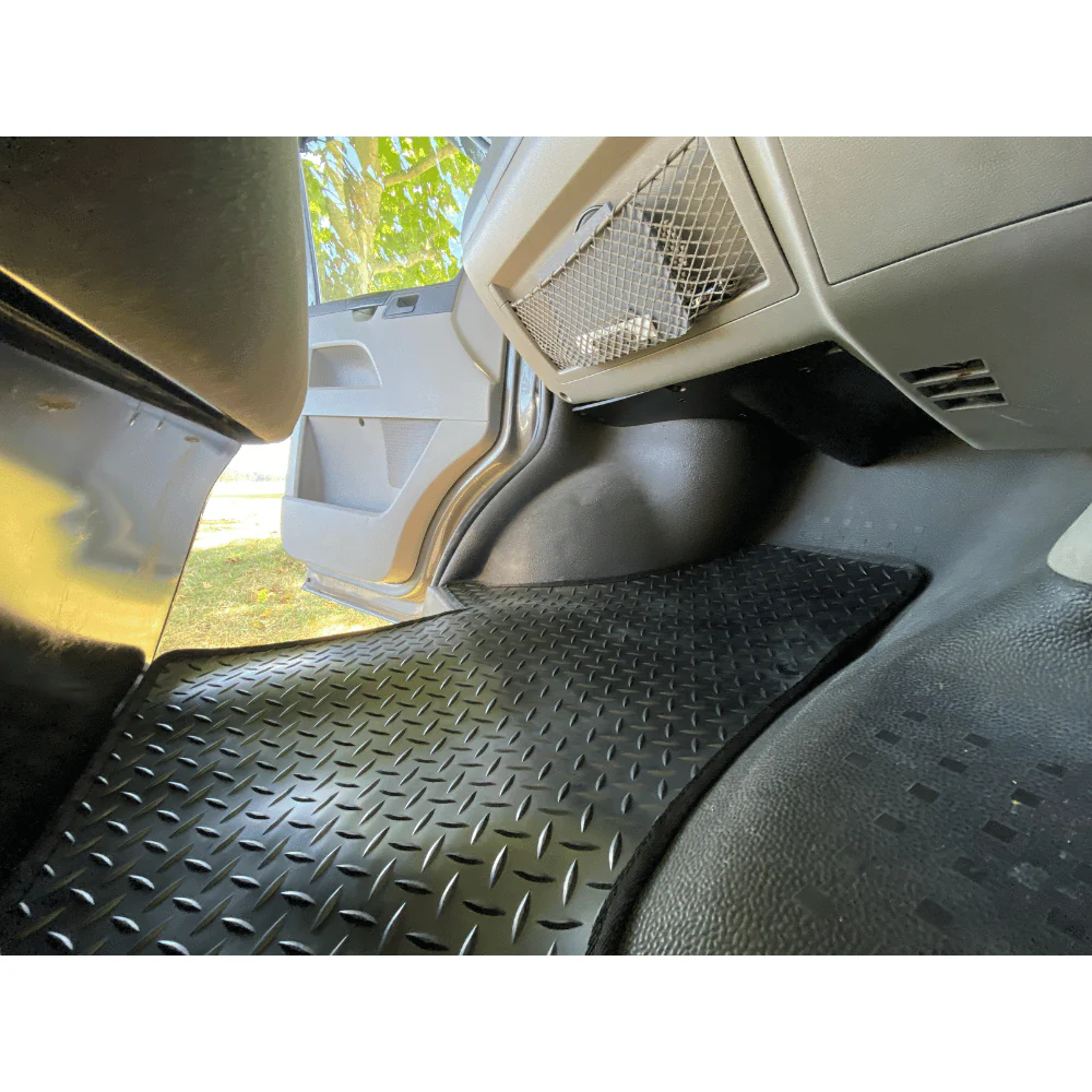 VW T5/T6 Rubber Cab Mat - Image 3