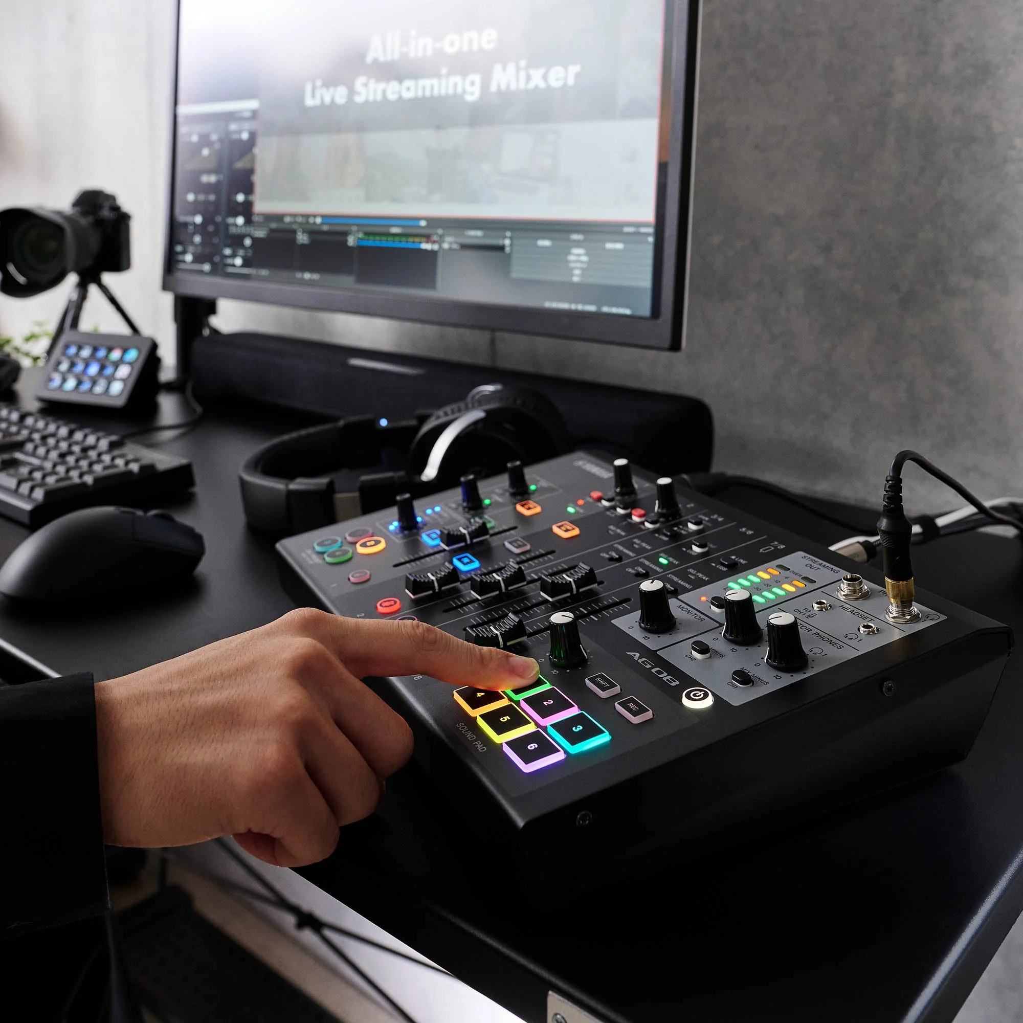 Yamaha AG08 (Black) All-in-One Streaming Station - Image 6