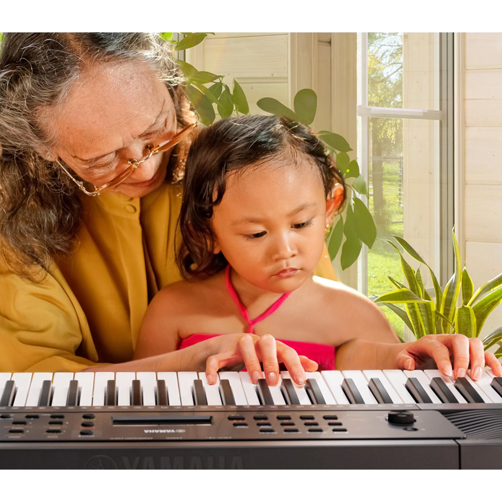 Yamaha PSRE283 Portable Keyboard - Image 4