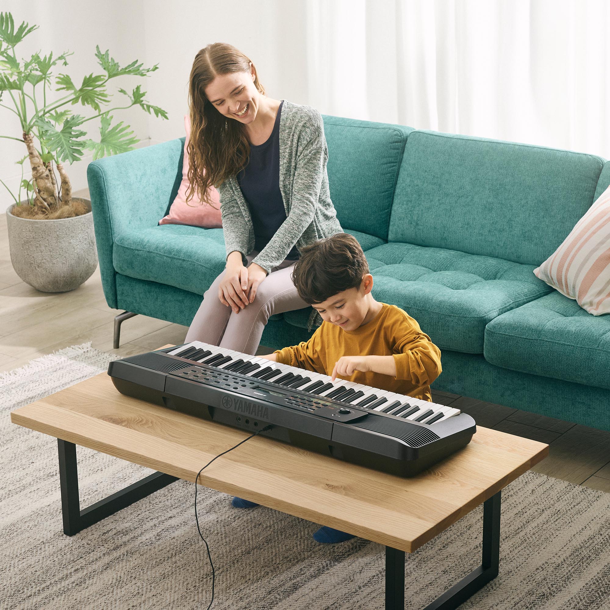 Yamaha PSRE283 Portable Keyboard - Image 6