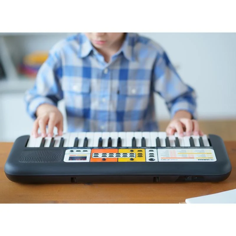 Yamaha PSS-F30 Portable Keyboard - Image 7
